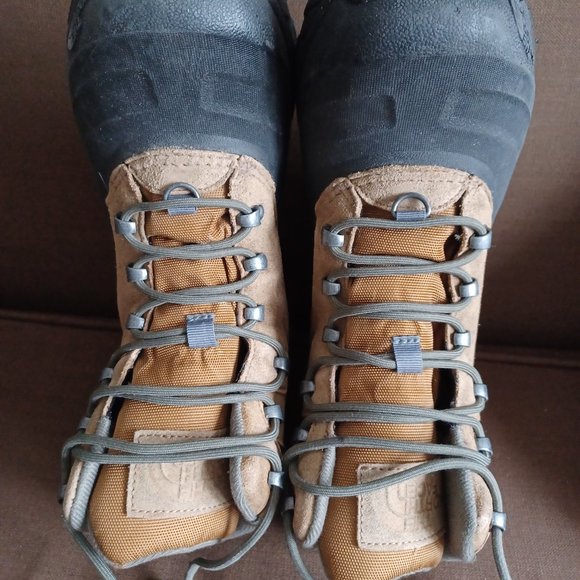 Like new. Winter Boots North Face men's size 7. - Picture 1 of 8